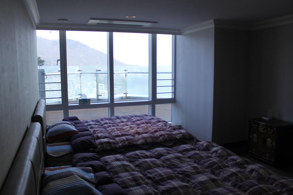Austin Guesthouse Busan Bagian luar foto