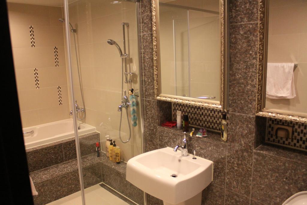 Austin Guesthouse Busan Bagian luar foto